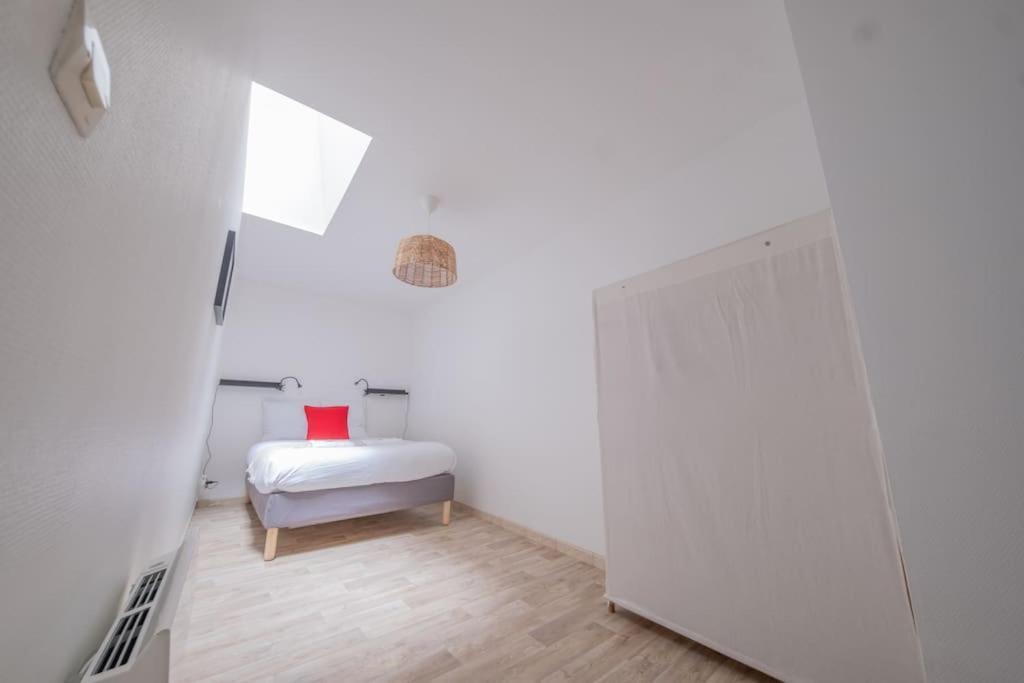 L'Ange Au Sourire Apartamento Reims Exterior foto