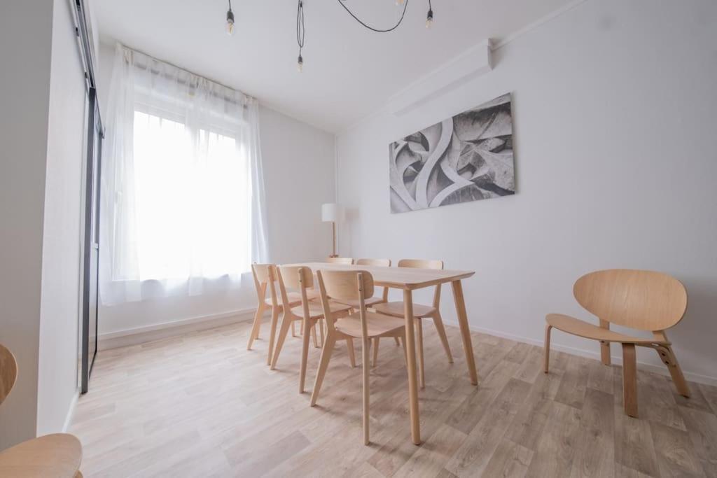 L'Ange Au Sourire Apartamento Reims Exterior foto